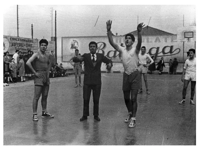 1954 Partit pista carrer girona